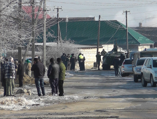 Спецоперация в городе Чегем в Кабардино-Балкарии. 30 декабря 2013 г. Фото Людмилы Маратовой для "Кавказского узла"