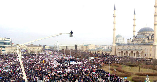 Митинг в Грозном. Январь 2016 г. Фото http://www.grozny-inform.ru/news/society/68032/