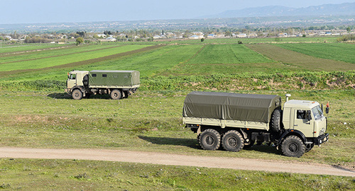 Военная техника на территории физулинского района Азербайджана. Фото:© Sputnik/ Murad Orujov, http://ru.sputnik.az/karabakh/20160530/405405373.html