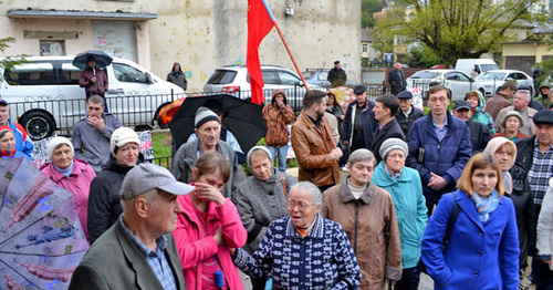 Санкционированный властями митинг, организованный КПРФ. Сочи, 9 апреля 2017 г. Фото Светланы Кравченко для "Кавказского узла"