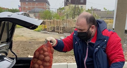 Продукты по программе "Стоп голод". Фото предоставлено Шамилем Абашиловым, благотворительный фонд "Надежда"