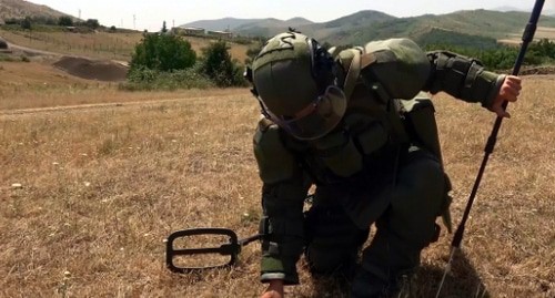 Разминирование сельхозугодий в Нагорном Карабахе. фото пресс-службы МО России 